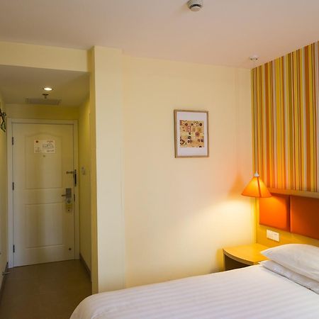 Home Inn Tianjin Binjiang Avenue Shanxi Road Buitenkant foto